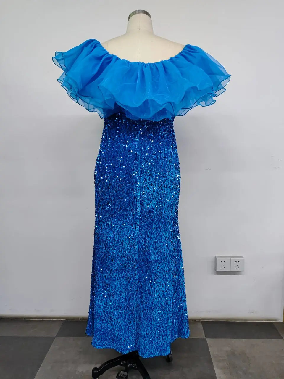 Sfe6c13b7e0f448e8869c332cd46c555es